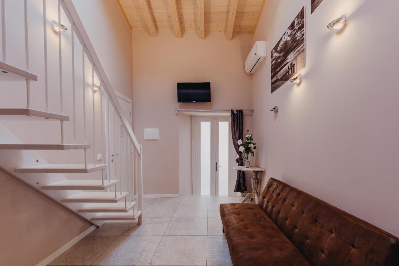 Le Due Dame Hotel Manerba del Garda Ngoại thất bức ảnh